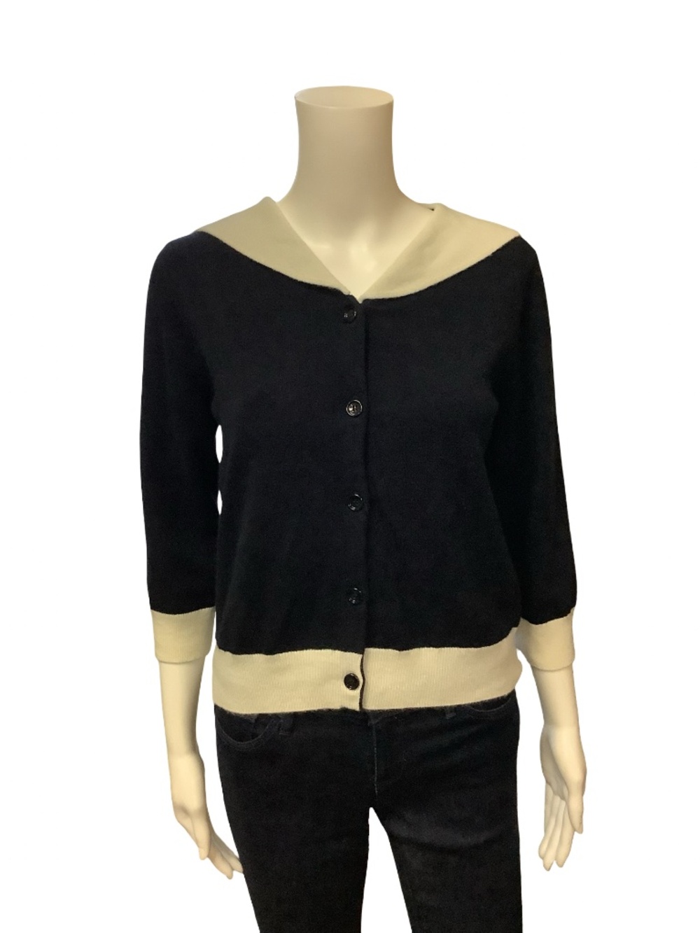 Allude Cashmere V-Neck Sweater w/Tags Size: M
